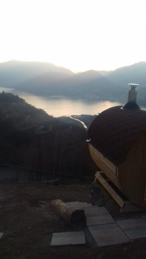 Agriturismo Alveare Sul Lago ピゾーニェ エクステリア 写真