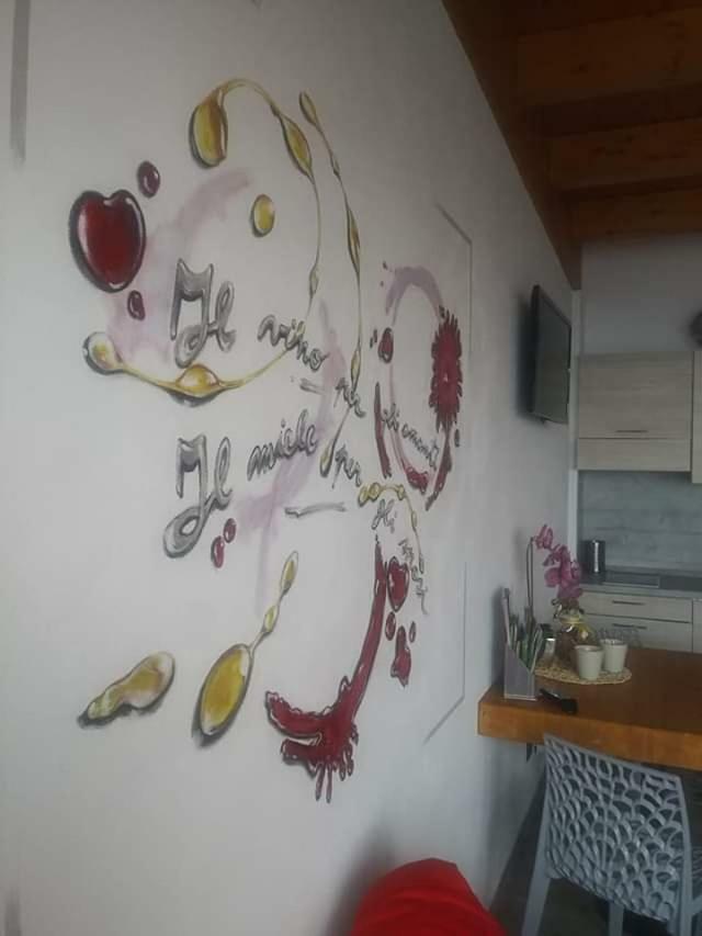 Agriturismo Alveare Sul Lago ピゾーニェ エクステリア 写真